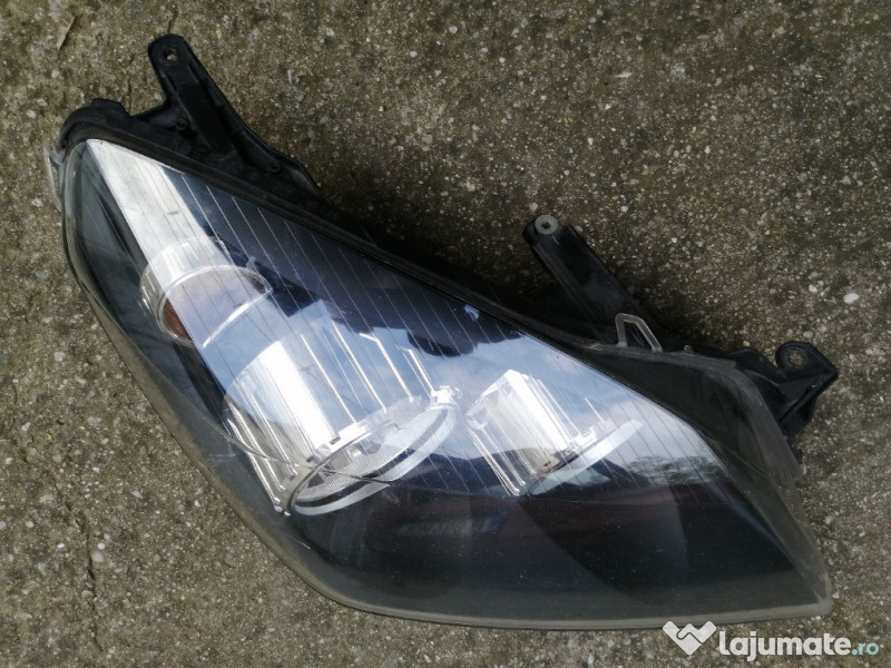 Faruri Opel Astra H 