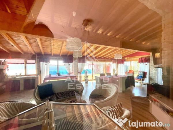 Vila cu terasa si piscina in Zadareni 