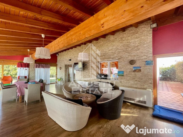 Vila cu terasa si piscina in Zadareni 