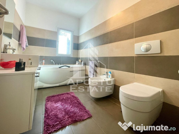 Vila cu terasa si piscina in Zadareni 