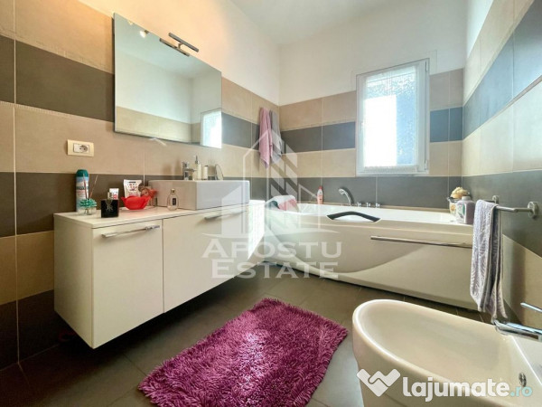 Vila cu terasa si piscina in Zadareni 