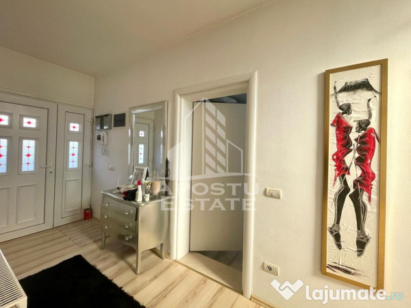 Vila cu terasa si piscina in Zadareni 