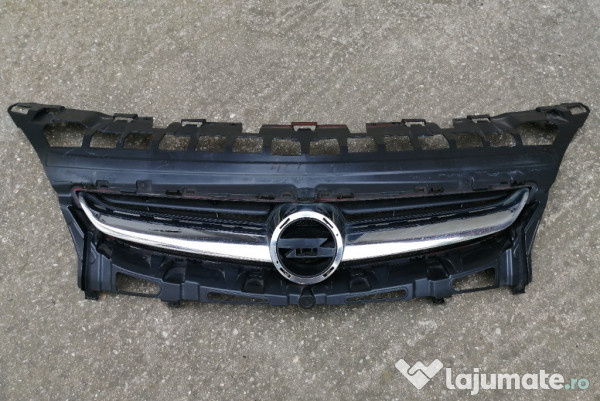 Grila radiator Opel Astra J facelift