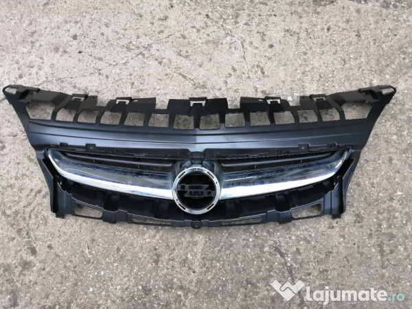 Grila radiator Opel Astra J facelift