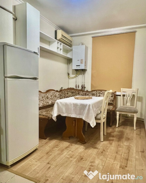 Va propunem spre inchiriere un apartament situat in zona Carfil 