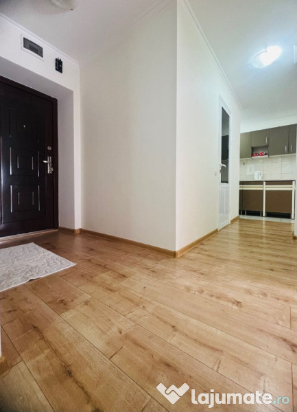 Va propunem spre inchiriere un apartament situat in zona Carfil 