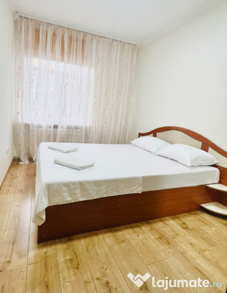 Va propunem spre inchiriere un apartament situat in zona Carfil 