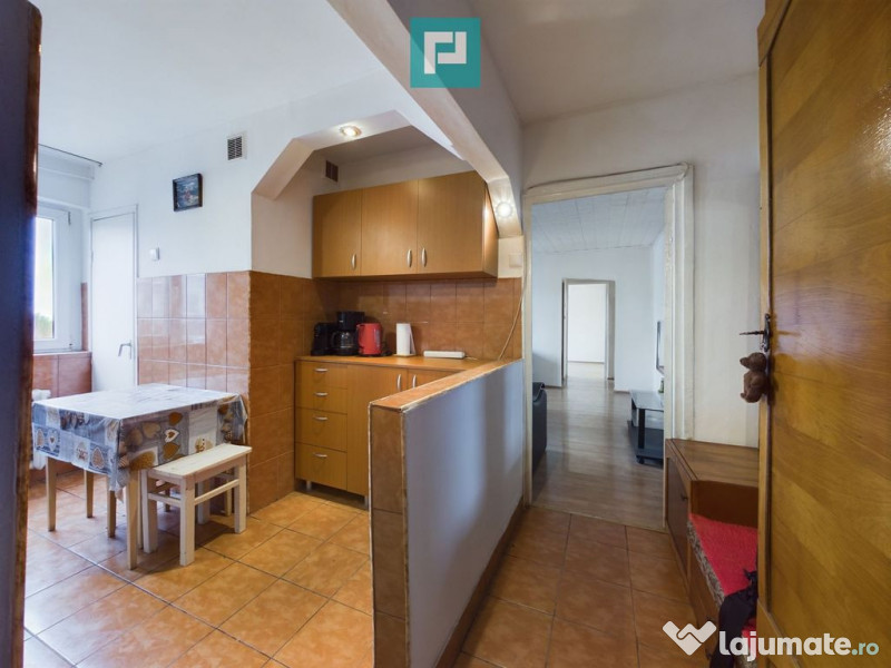 Apartament cu 2 camere în Vlaicu 