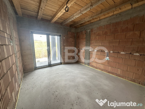 Casa individuala cu 4 camere 2 bai – 500 mp teren 2 teras