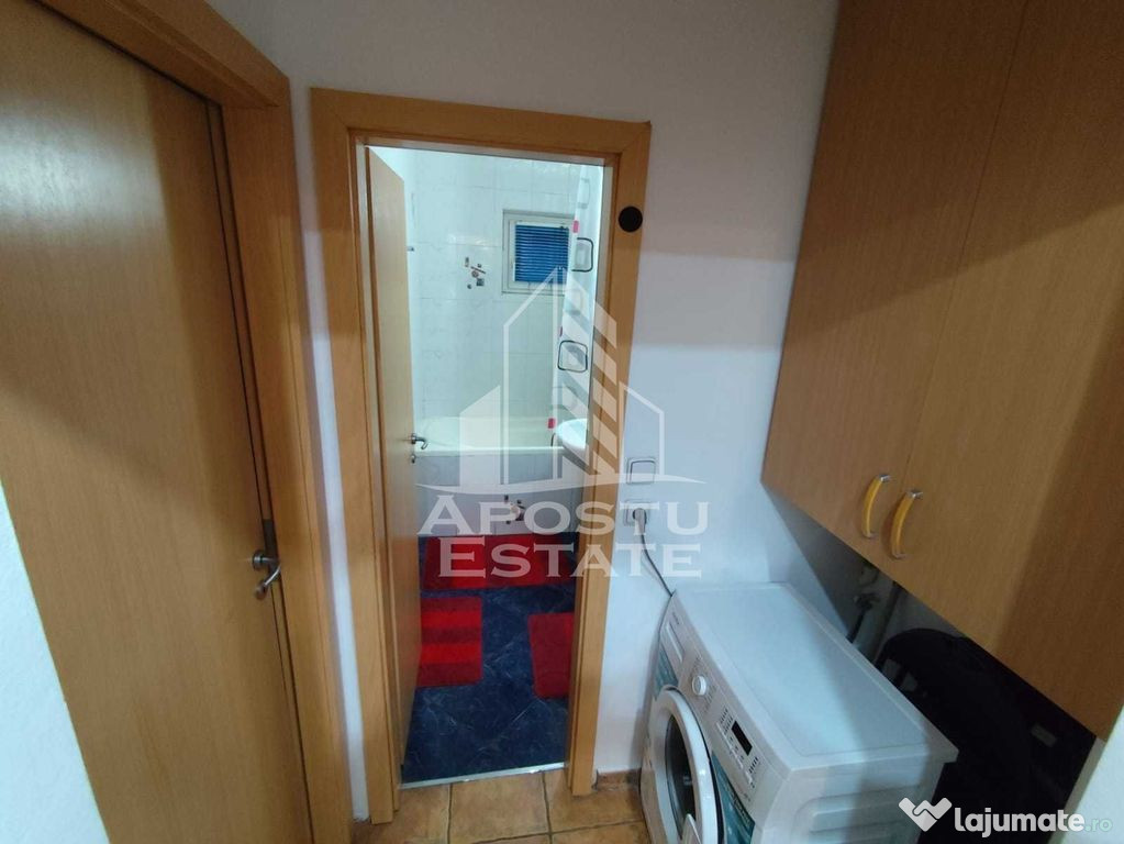 Apartament cu 3 camere, decomandat,centrala proprie,Spita...