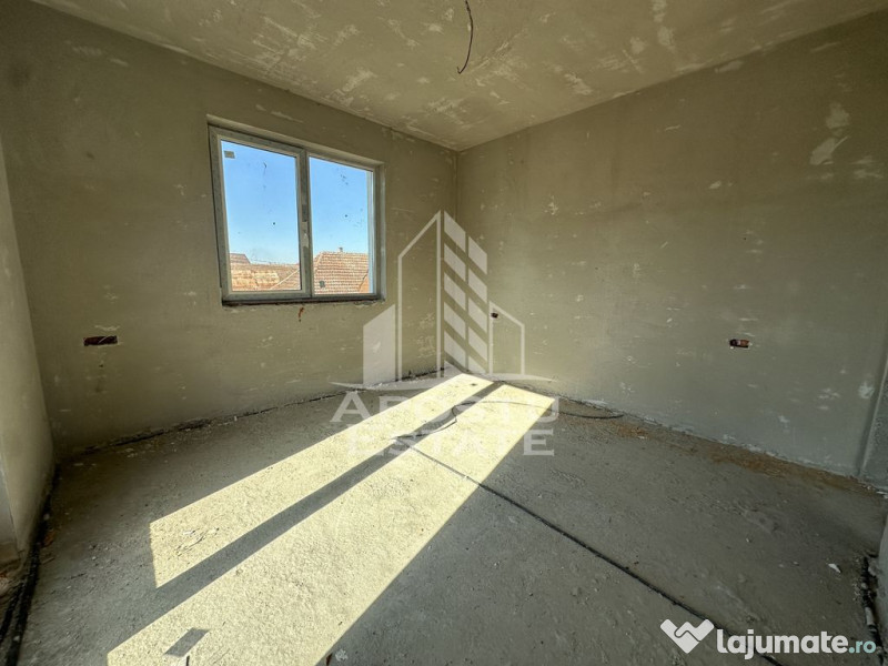 Casa tip Duplex in Giroc la asfalt cu toate utilitatile. ...