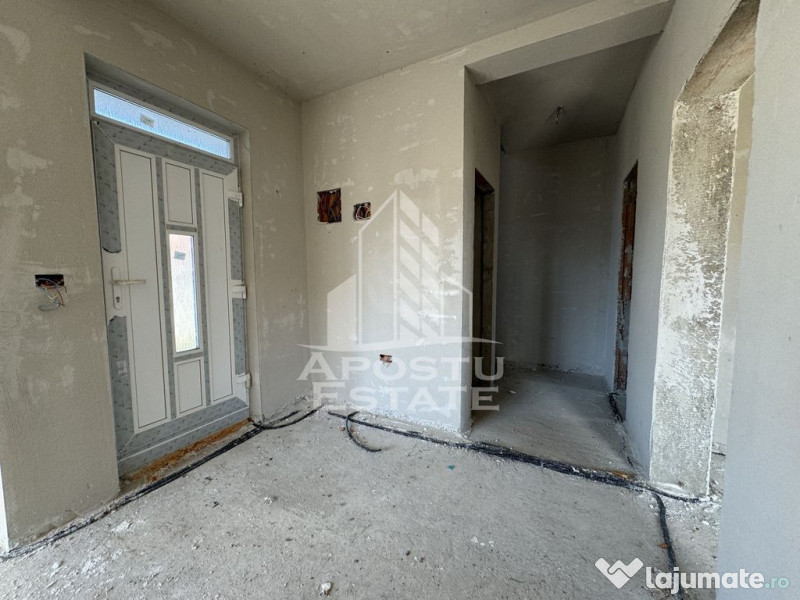 Casa tip Duplex in Giroc la asfalt cu toate utilitatile. ...