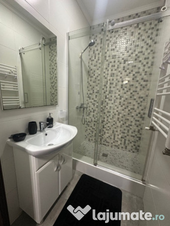 De inchiriar un apartament cu 2 camere in zona Noua