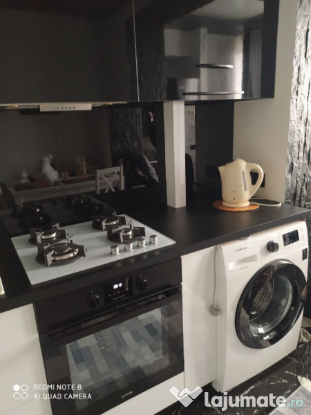 Se vinde apartament cu o camera 