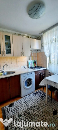 Garsoniera de vanzare 