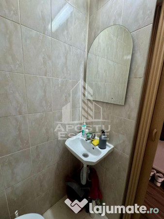 Garsoniera la etaj intermediar, zona Complexul Studentesc