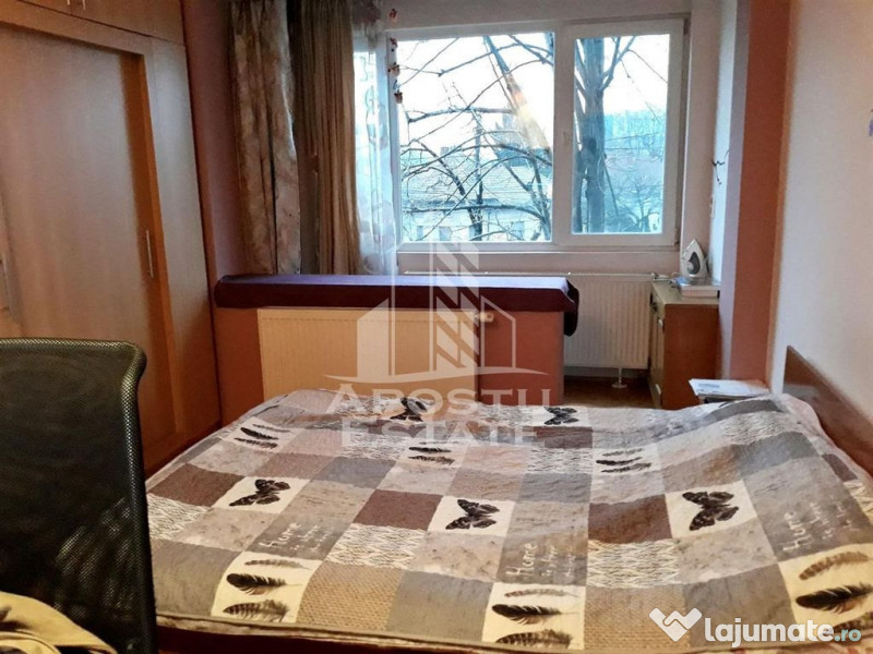 Apartament 2 camere , decomandat, zona Circumvalatiunii