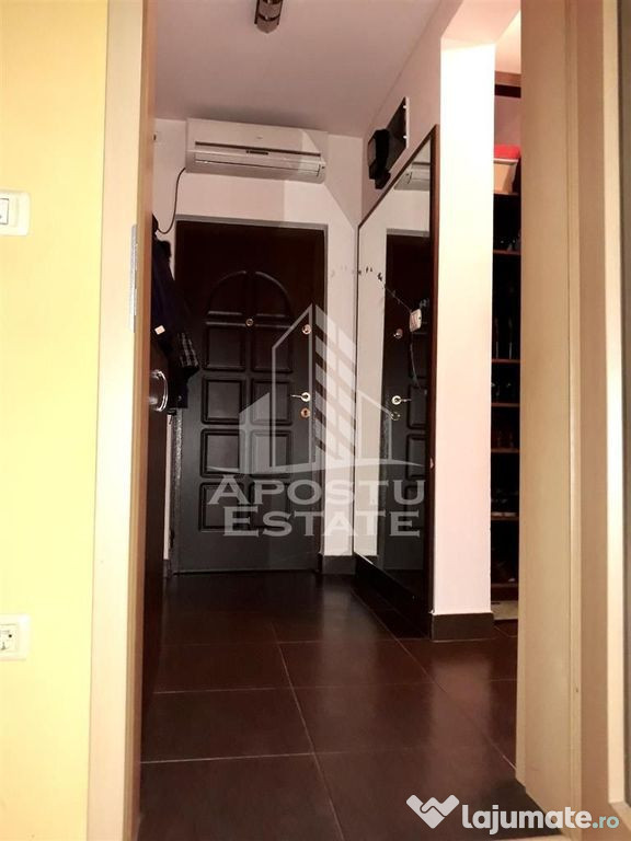 Apartament 2 camere , decomandat, zona Circumvalatiunii