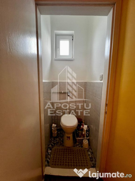 Casa cu 2 camere ,1472mp in Battanya 