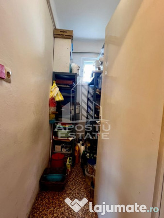 Casa cu 2 camere ,1472mp in Battanya 