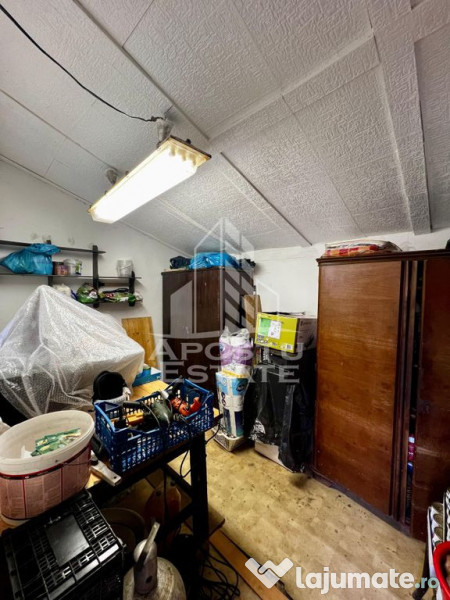 Casa cu 2 camere ,1472mp in Battanya 