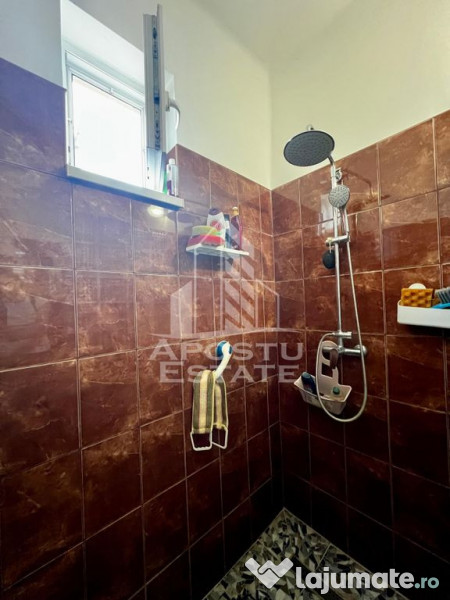 Casa cu 2 camere ,1472mp in Battanya 