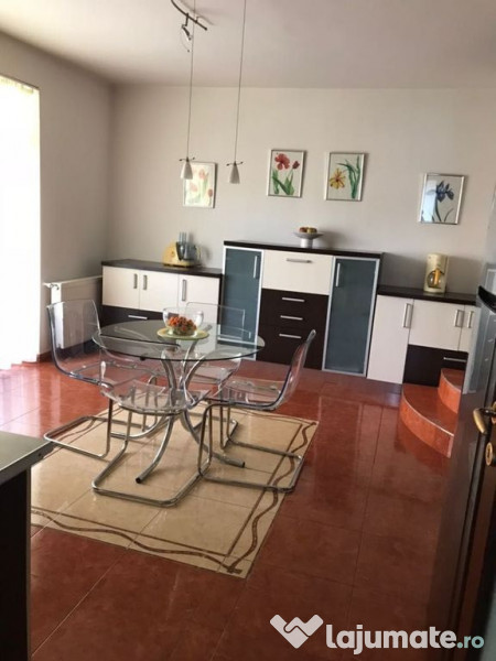 Vila Pipera D+P+1+M, 2004