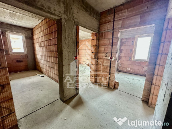 Apartament cu 2 camere, etaj intermediar, decomandat, Giroc 