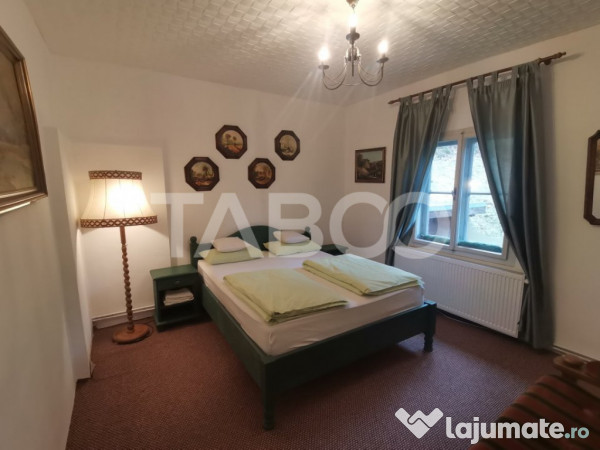 Pensiune de lux de vanzare in inima padurii langa Sibiu