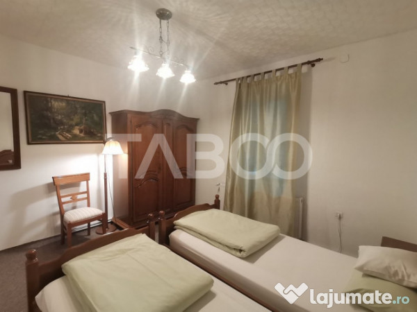 Pensiune de lux de vanzare in inima padurii langa Sibiu