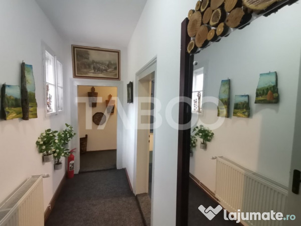 Pensiune de lux de vanzare in inima padurii langa Sibiu