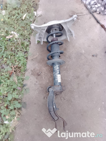 Amortizor suspensie fata stanga Audi A4 B8 2.0 Motorina 2013
