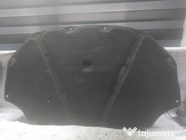 Pâsla capotă Volkswagen Jetta 2012