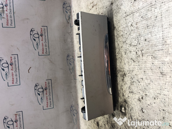 Priza bricheta auxiliara Volkswagen Passat B6 2006