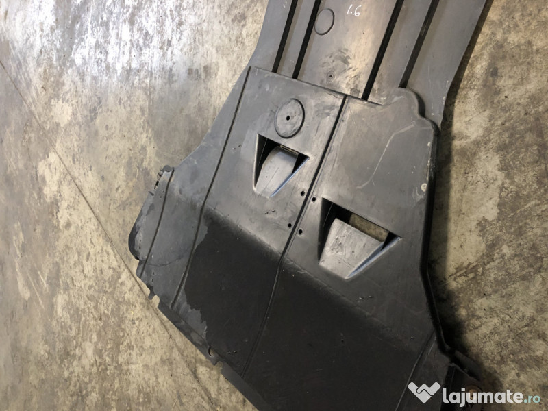 Scut motor plastic Renault Megane 3 1.6 2014