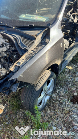 Aripa Stanga Fata Skoda RAPID 2015