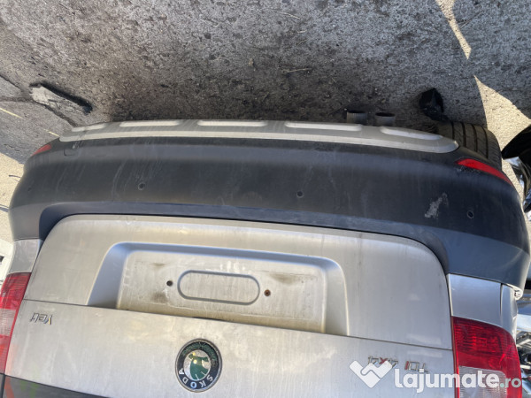Bara spate Skoda Yeti 2.0 Motorina 2012
