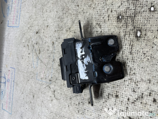 Broasca hayon Renault Clio 3 2011