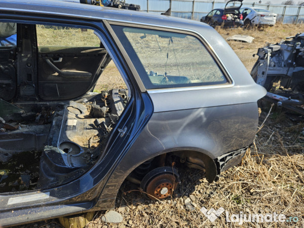 Aripa Stanga Spate Audi A4 B7 Break 2007