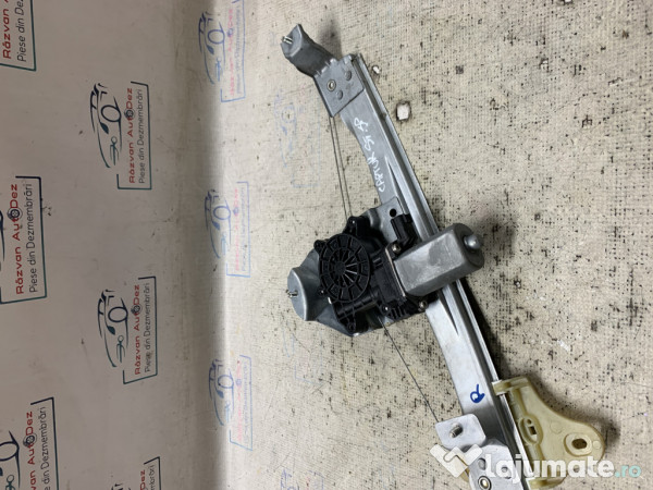 Macara geam stanga spate Renault Captur - Motorina 2015