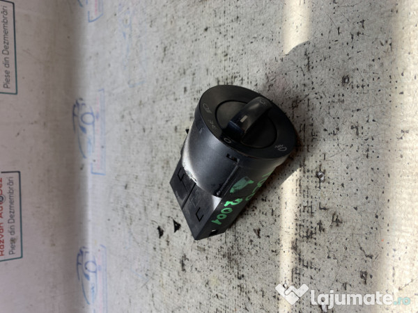 Bloc lumini Volkswagen Polo 1.2 Benzina 2001