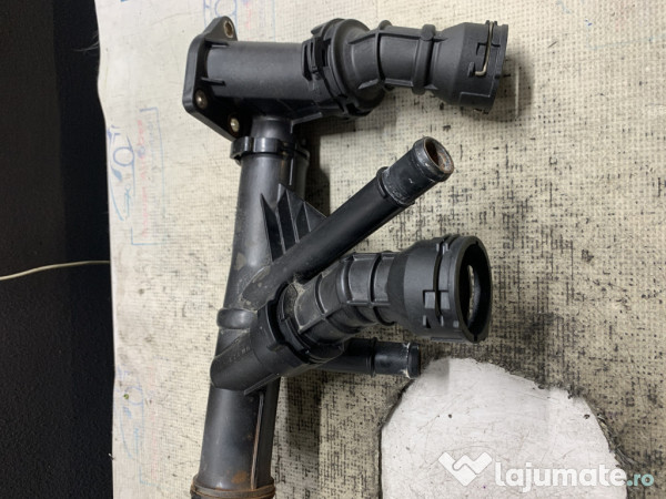 Carcasa termostat Skoda Octavia 3 1.6 Motorina 2014