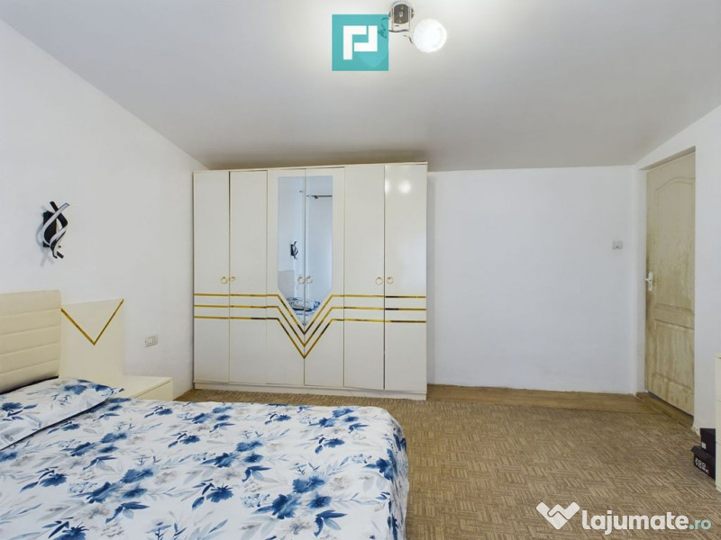 Casă cu 5 camere în Nădlac