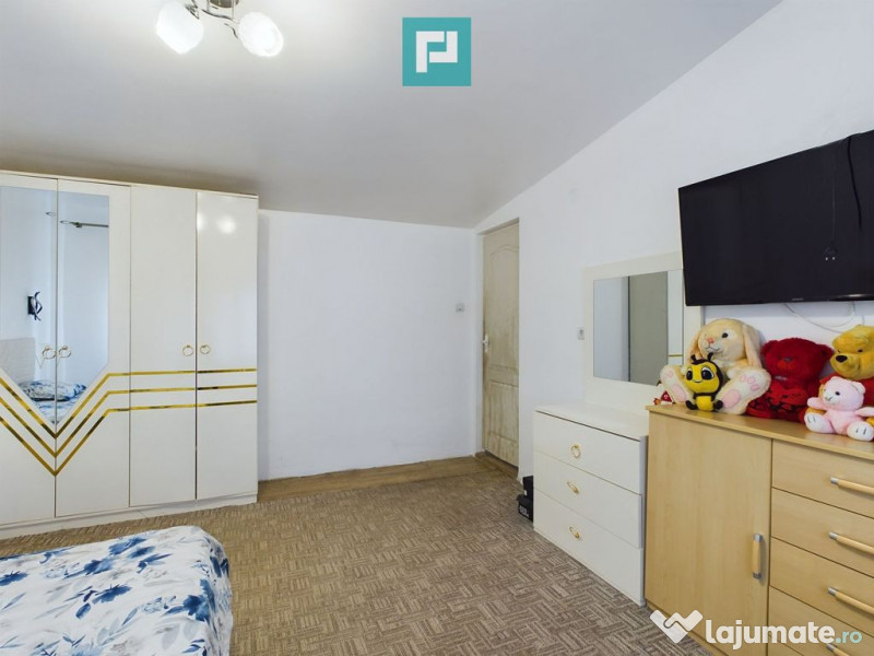 Casă cu 5 camere în Nădlac