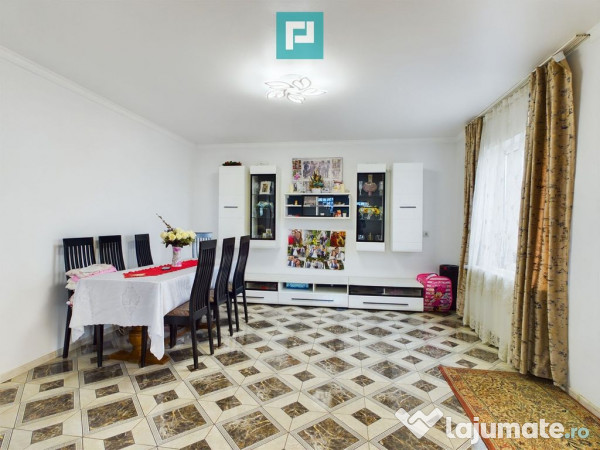 Casă cu 5 camere în Nădlac