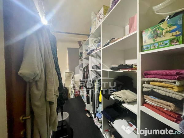 Casa cu 2 apartamente – zona Piata Catedralei 