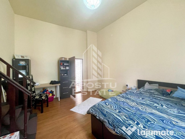 Casa cu 2 apartamente – zona Piata Catedralei 