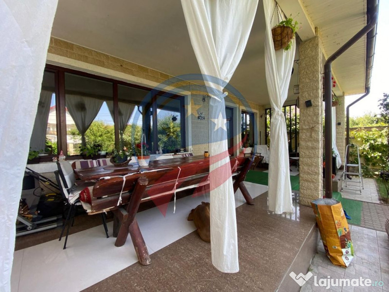 CASA DEOSEBITA APROAPE DE PROMENADA IN EUROCARTIER 