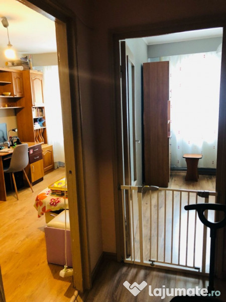Apartament 4 camere decomandate – zona BIG, Mănăștur