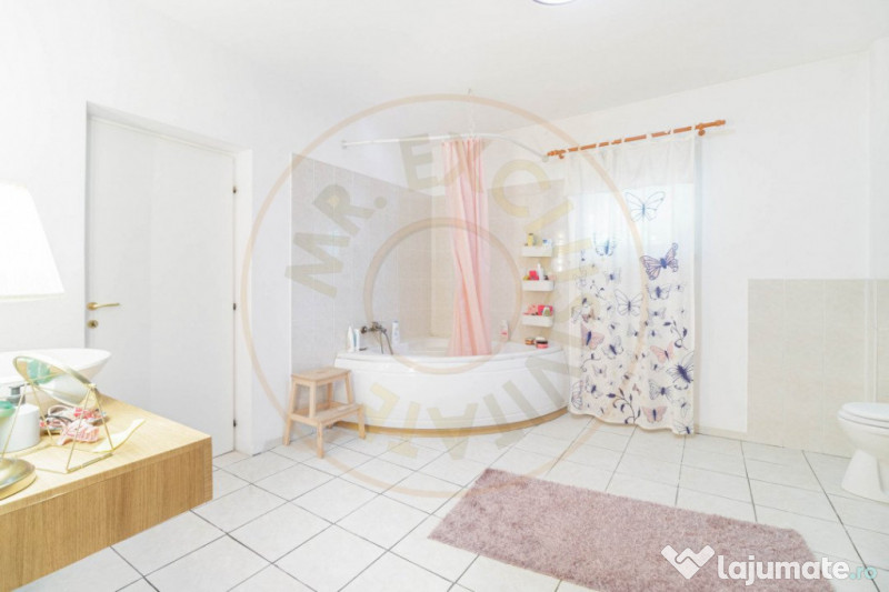 Vila 500mp rezidentiala/comerciala | Curte 590 mp